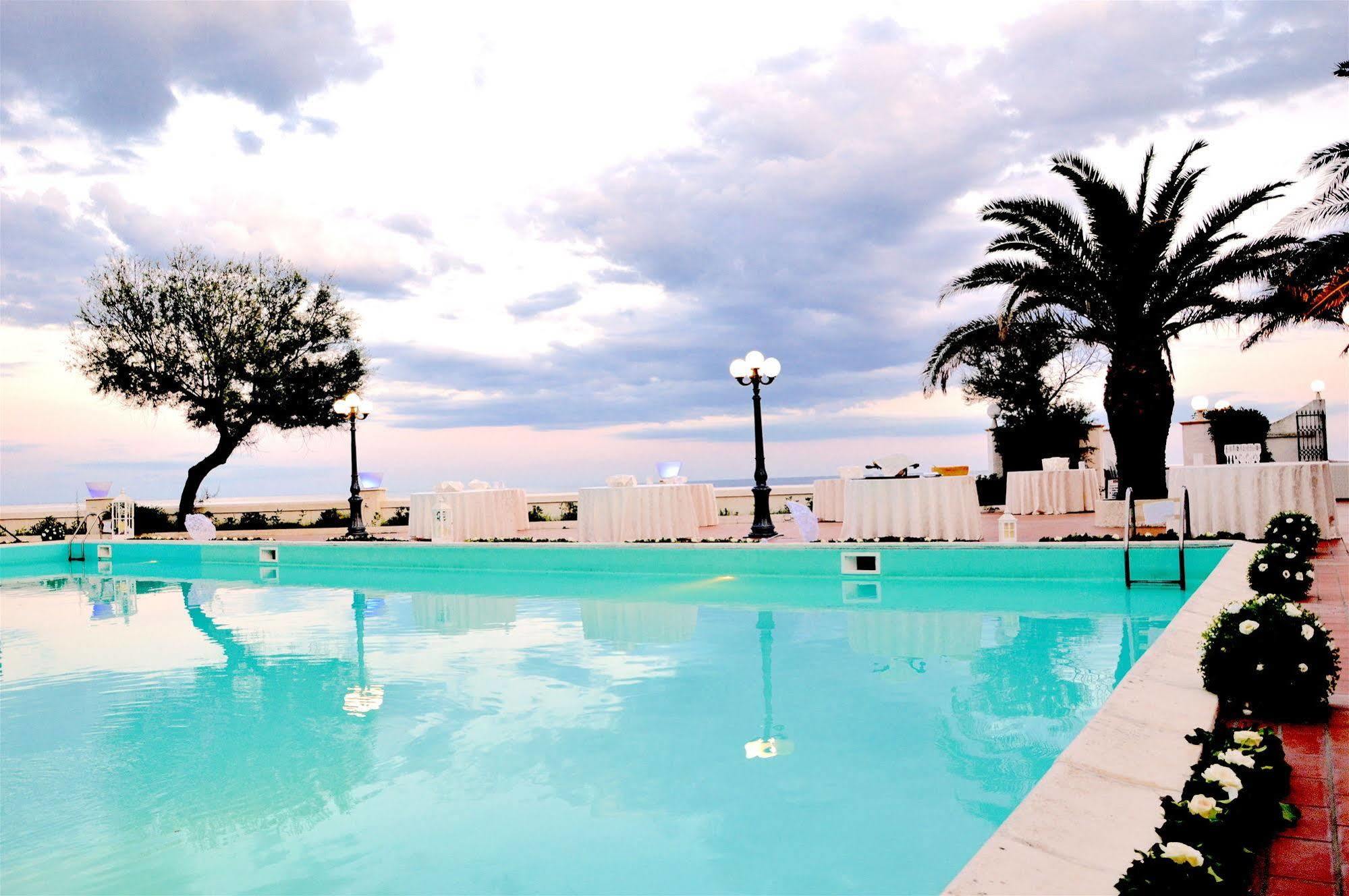 Hotel Il Gabbiano Cirò Marina