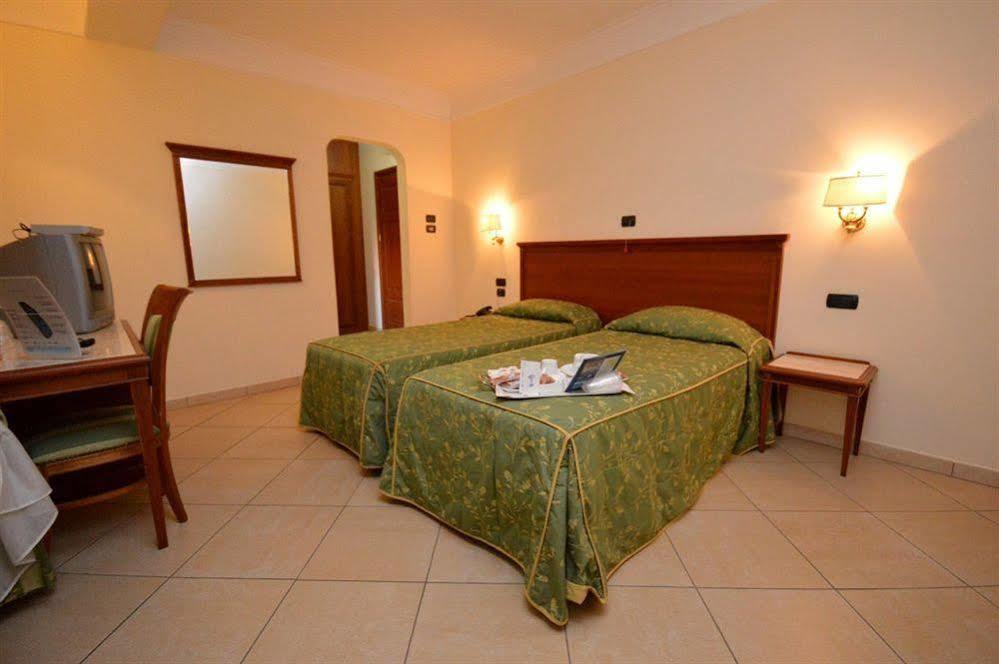 Il Gabbiano 4*